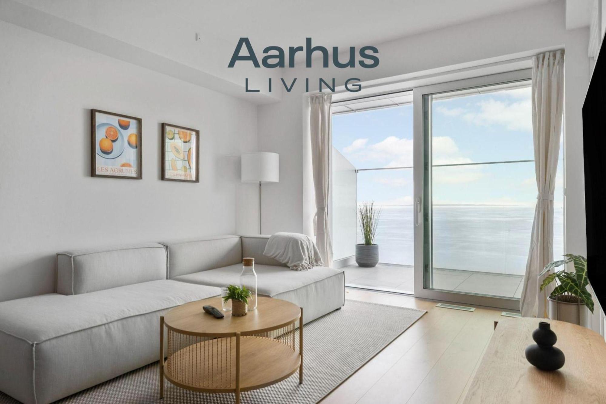 Endless Ocean Views With Private Balcony Apartment Aarhus Exterior photo